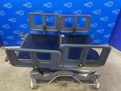 Anetic Aid QA4 Hydraulic Patient Trolley