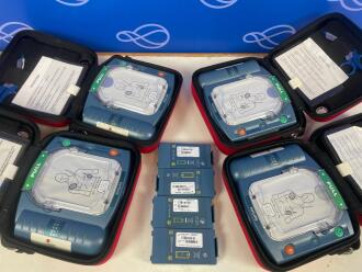 4 x Philips HS1 Defibrillators