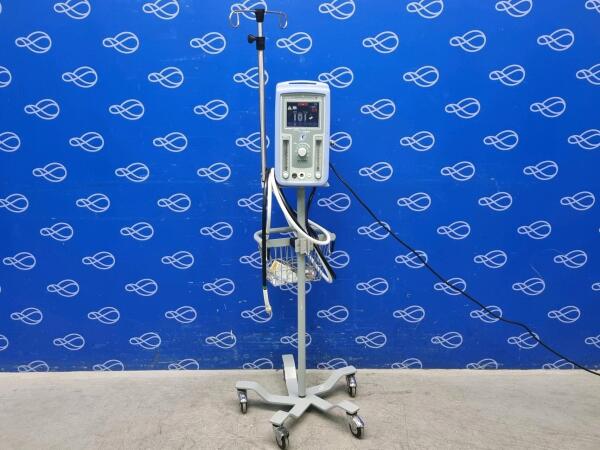 Viasys Healthcare Infant Flow SiPAP on Rollstand