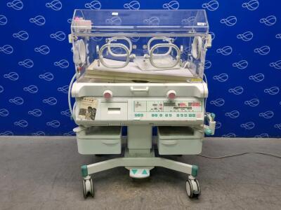 Atom Medical V-2100G Incubator