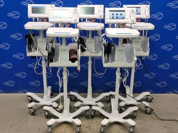 5 x Welch Allyn 75ME Connex Monitor and Welch Allyn 7000-APM Accessory Power Management Unit on Rollstand