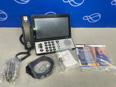 CapTel 2400iSPNBT Touch Screen Phone (boxed as new)