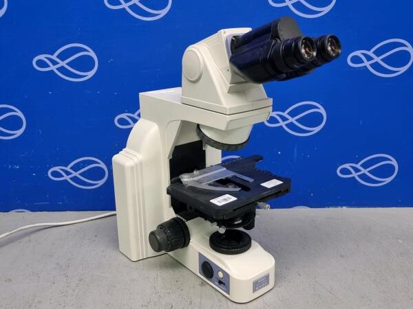 Nikon Eclipse E400 Bench Top Microscope