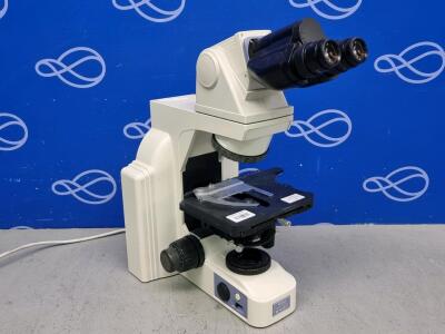 Nikon Eclipse E400 Bench Top Microscope