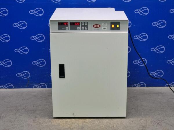 LEEC GA210 CO2 Incubator
