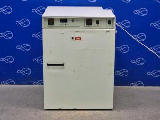 LEEC GA155 CO2 Incubator