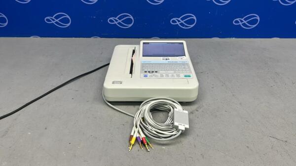 Fukuda CardioMax 4 FX-8400 ECG Recorder