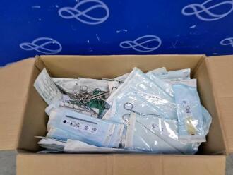 Quantity of Surgical Instruments - 2