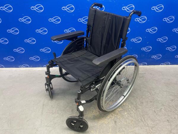 Invacare Self Propelling Folding Wheelchair