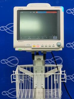 Mindray Beneview T5 Patient Monitor on Rollstand - 2
