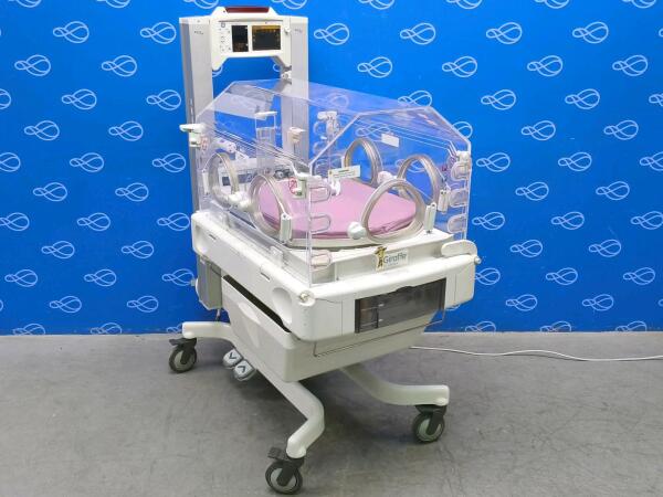 GE Giraffe Incubator