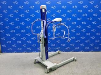Arjo Huntleigh Maxi Move Hoist