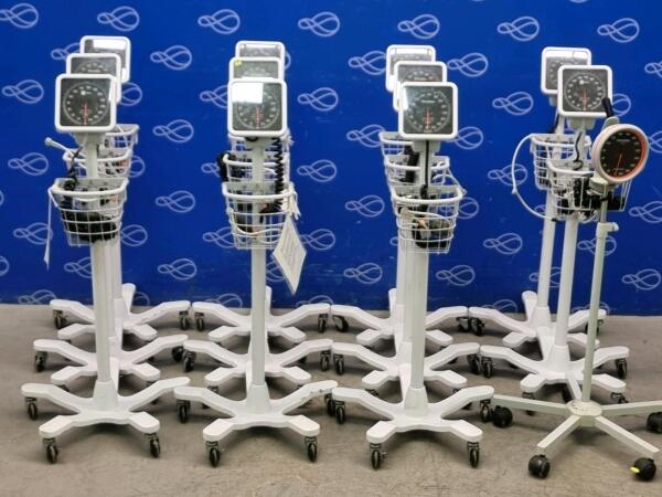 12 x Welch Allyn/HillRom Sphygmomanometer