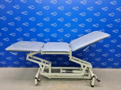 Huntleigh Akron A9231A / DP Examination / Treatment Couch