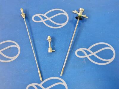 1 x Comeg 196 050 100 Rigid Scope Bridge Adapter, 1 x Comeg 196 020 200 Endoscopy Surgical Sheath and 1 x Comeg 196 040 200 Obturator
