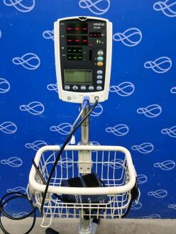 Mindray VS-800 Vital Signs Monitor on Rollstand - 2