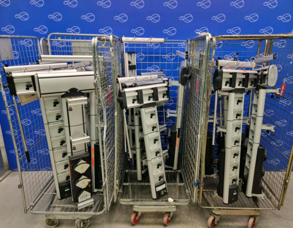 12 x Alaris Gateway Workstation, 2 x Alaris DS Docking Station & 1 x Alaris Asena DS Docking Station