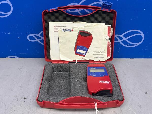 HemoCue HB 201+ Blood Glucose Analyser