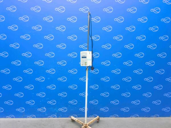 Eickemeyer InfusoVet Easy II Veterinary Infusion Pump on Rollstand