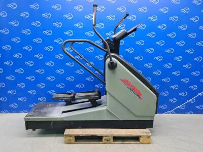 Life Fitness CT 9500 Total Body System Cross Trainer