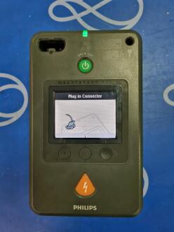 3 x Philips HeartStart FR3 Defibrillator - 2
