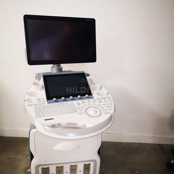 GE Voluson E10 BT17 Ultrasound