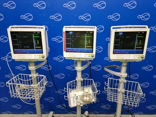 3 x GE B40 Patient Monitor on Rollstand