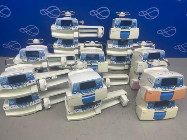 17 x Fresenius Kabi Volumat MC Agilia Infusion Pumps