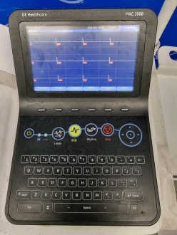 GE MAC 2000 ECG Recorder on Rollstand - 2