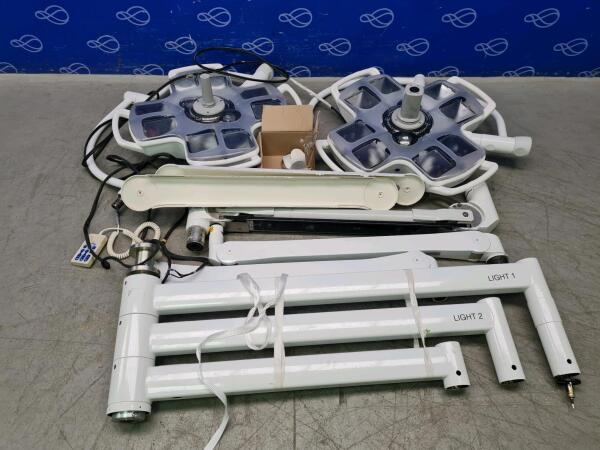 Maquet X'Ten Twin Operating Light Set