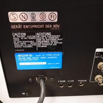 Sony PVM-91CE CRT monitor - 3