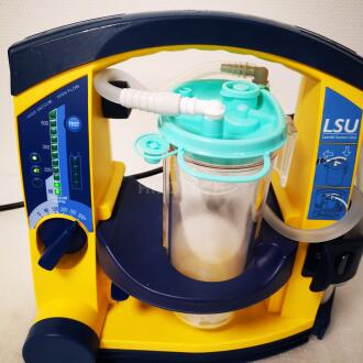 Laerdal Premier Suction LSU - 6