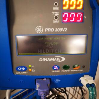 GE Dinamap PRO 300V2 Blood Pressure Monitor/Pulse Oximeter - 4