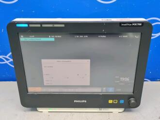2 x Philips IntelliVue MX700 Patient Monitor - 2