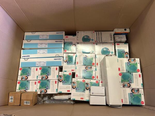 Quantity of Assorted Mixed Consumable/Orthopedic/Medical Items