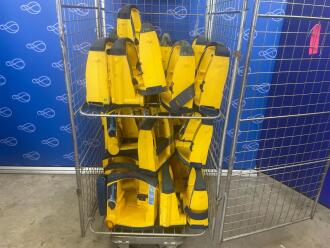 28 x Laerdal Suction Units (Spares & Repairs)