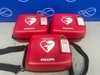 3 x Philips Heartstart FRx - 4