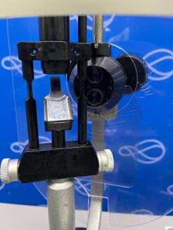 Takagi 304-JSM Slit lamp on Table - 4