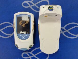 Roche CoaguChek XS Plus Coagulation Meter & Handheld Base Unit