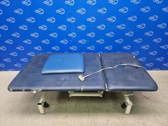 Plinth 2000 2-Section Electric Bariatric Couch - 2