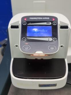 Hamilton G5 Ventilator on Trolley - 3