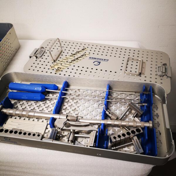 Quantity of Surgical Instruments