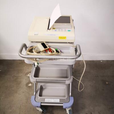 Fukuda Denshi FX-8322 Electrocardiograph