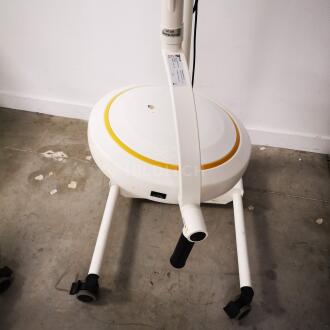 Derungs Saturn Focus 65 Examination Lamp - 2