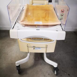 GE Giraffe Infant Resuscitation Table - 3