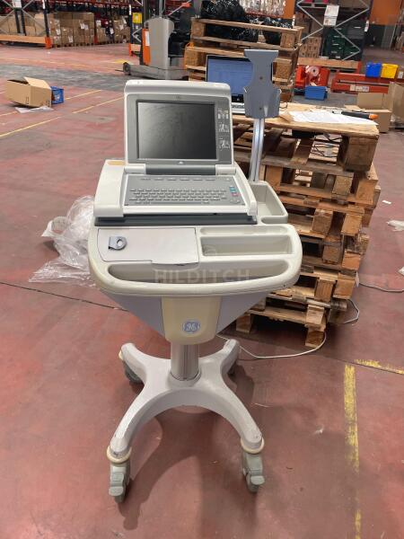 GE MAC 5500 Electrocardiograph