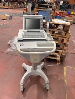 GE MAC 5500 Electrocardiograph