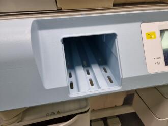 Draeger Isolette 8000 Incubator - 3