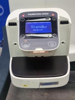 Hamilton S1 Ventilator on Trolley - 3