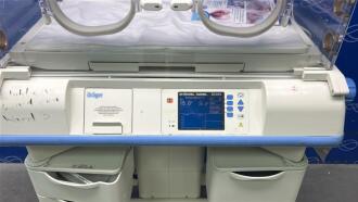 Draeger Air-Shields Isolette C2000 Incubalor - 2